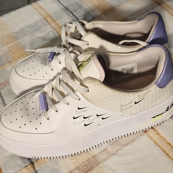 Nike Air Force 1 Sage in White, Purple and Volt - Picture 3 of 5